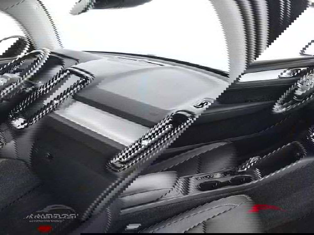 Volvo XC40 usata a Viterbo (12)