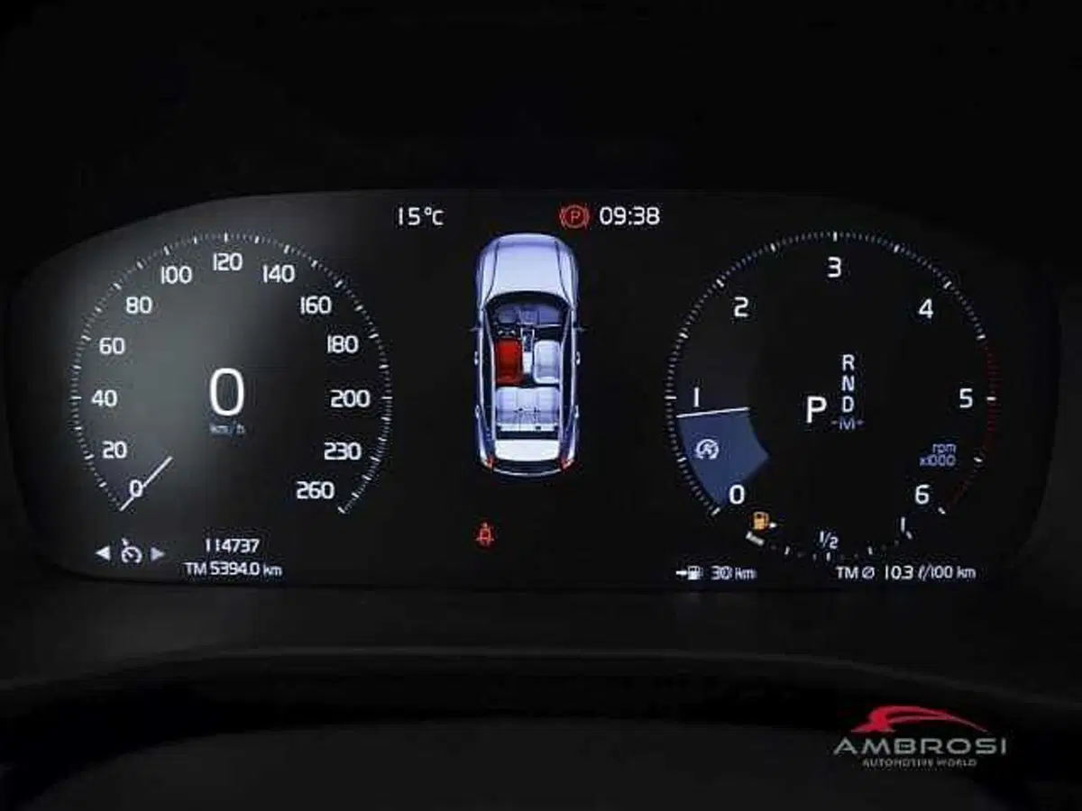 Volvo XC40 usata a Viterbo (13)