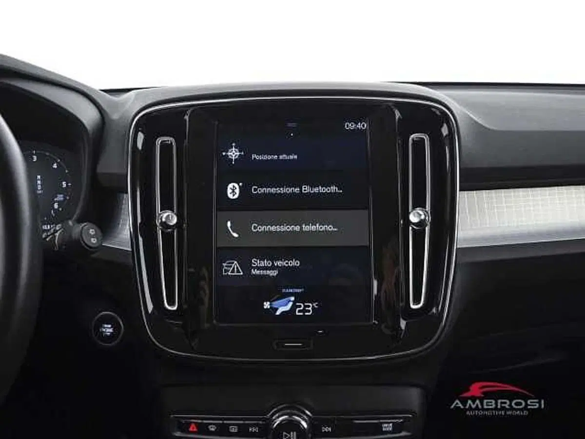 Volvo XC40 usata a Viterbo (18)