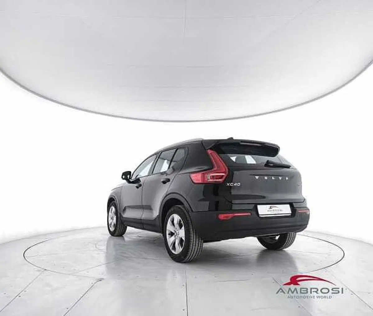 Volvo XC40 usata a Viterbo (4)