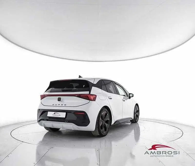 Cupra Born usata a Viterbo (3)