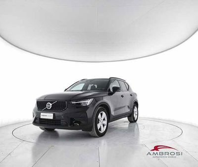 Volvo XC40 T2 automatico Essential del 2022 usata a Viterbo