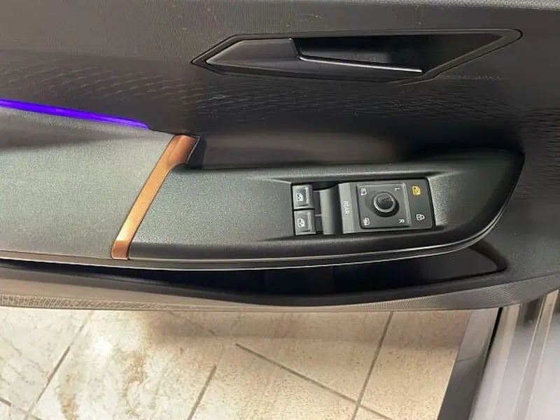 Cupra Born usata a Vicenza (13)