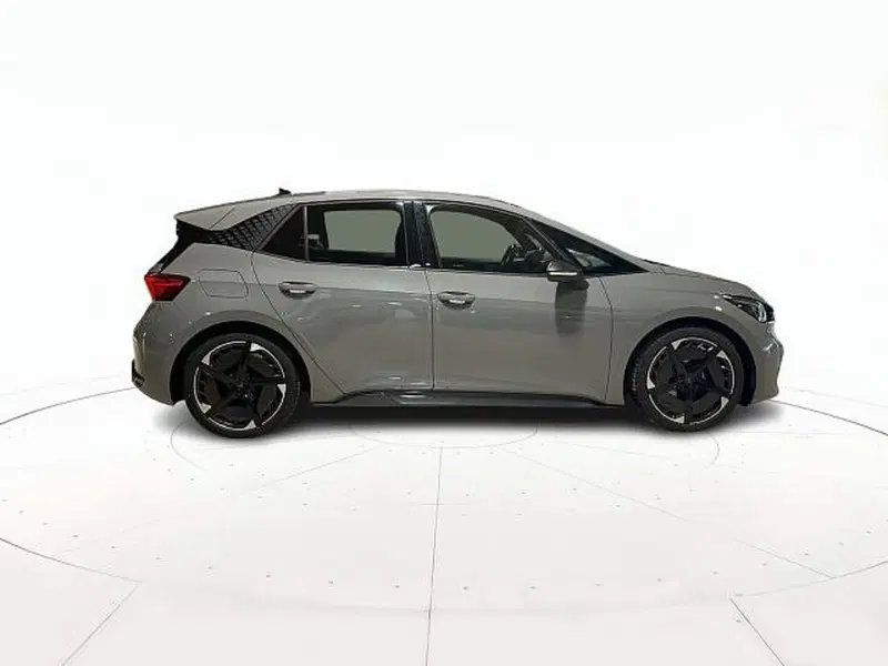 Cupra Born usata a Vicenza (3)