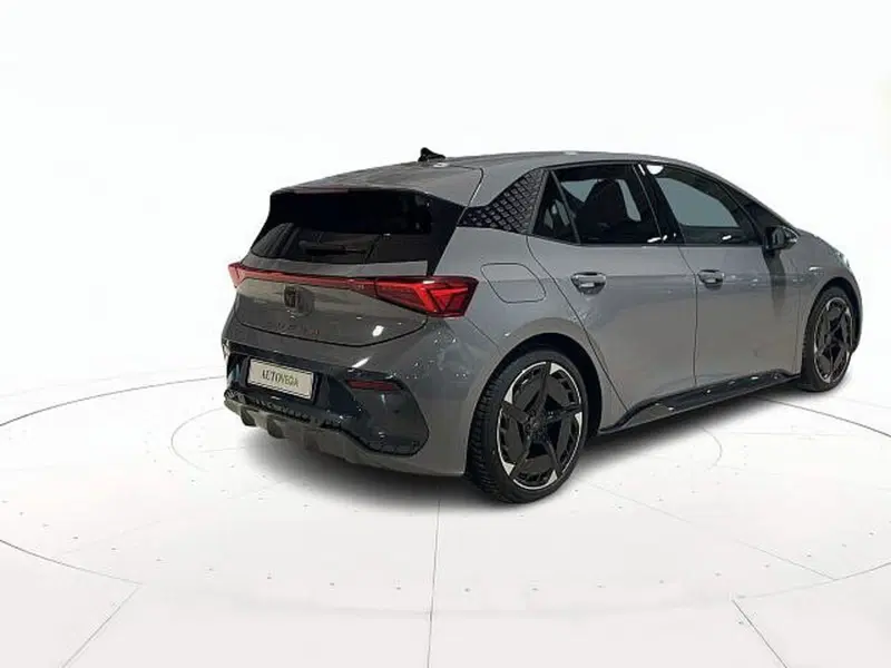 Cupra Born usata a Vicenza (4)