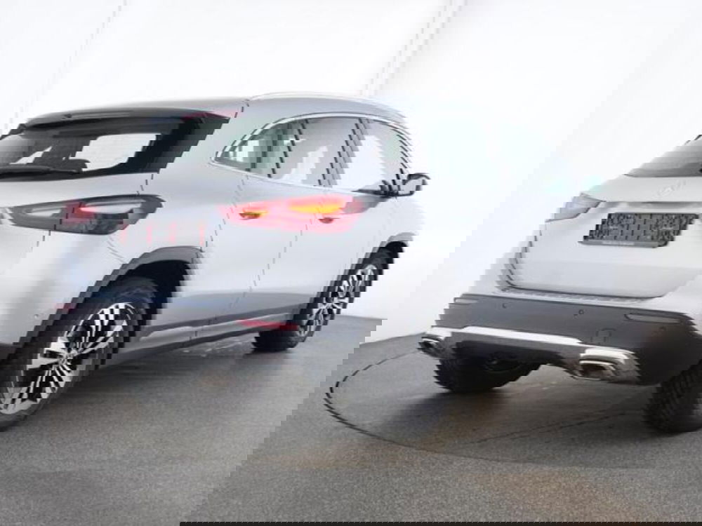 Mercedes-Benz GLA SUV usata a Milano (2)