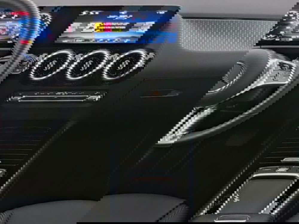 Mercedes-Benz GLA SUV usata a Milano (6)