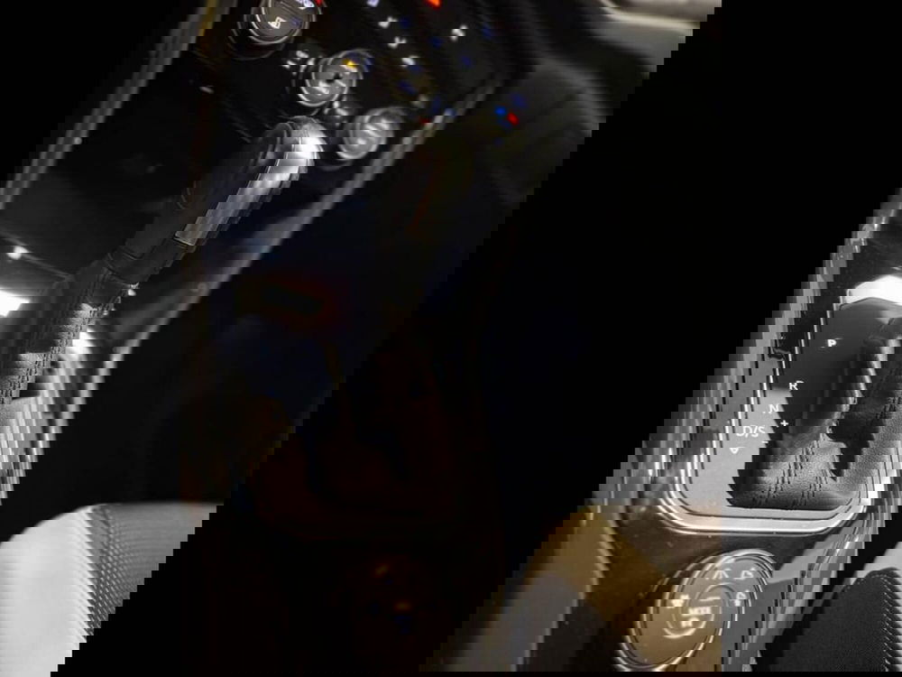 Volkswagen T-Roc usata a Torino (9)