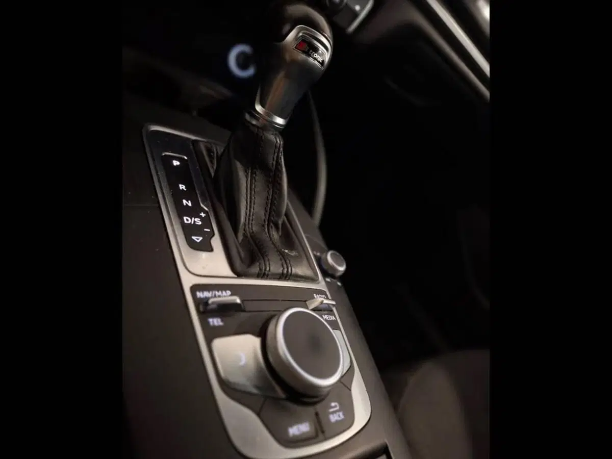 Audi A3 Sportback usata a Torino (10)