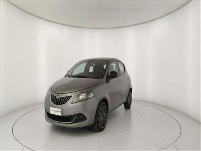 Lancia Ypsilon 1.0 FireFly 5 porte S&amp;S Hybrid Gold Plus del 2022 usata a Bari