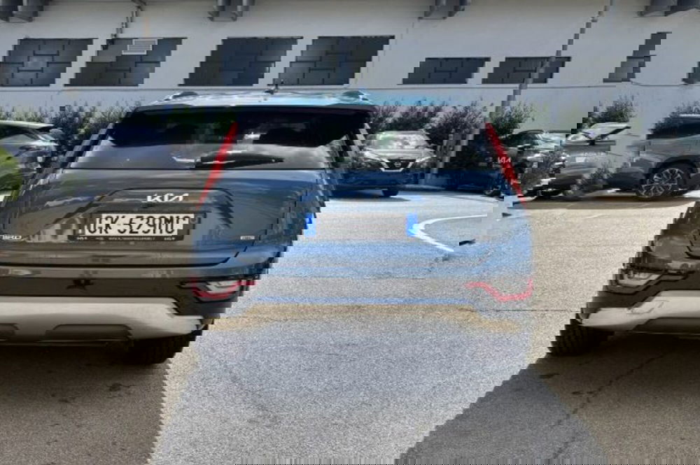 Kia Niro usata a Latina (6)