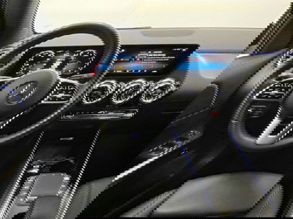 Mercedes-Benz GLA SUV usata a Como (11)