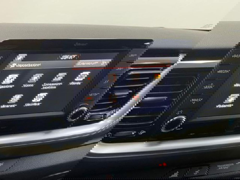 Kia Stonic usata a Como (14)