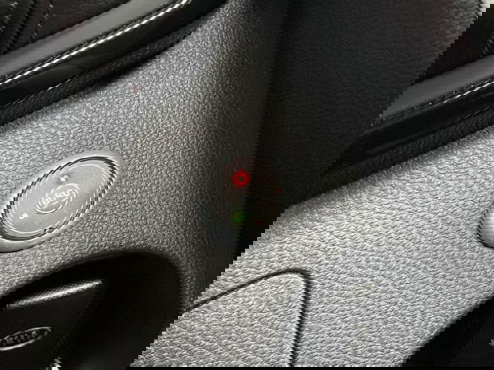 Kia Stonic usata a Como (17)