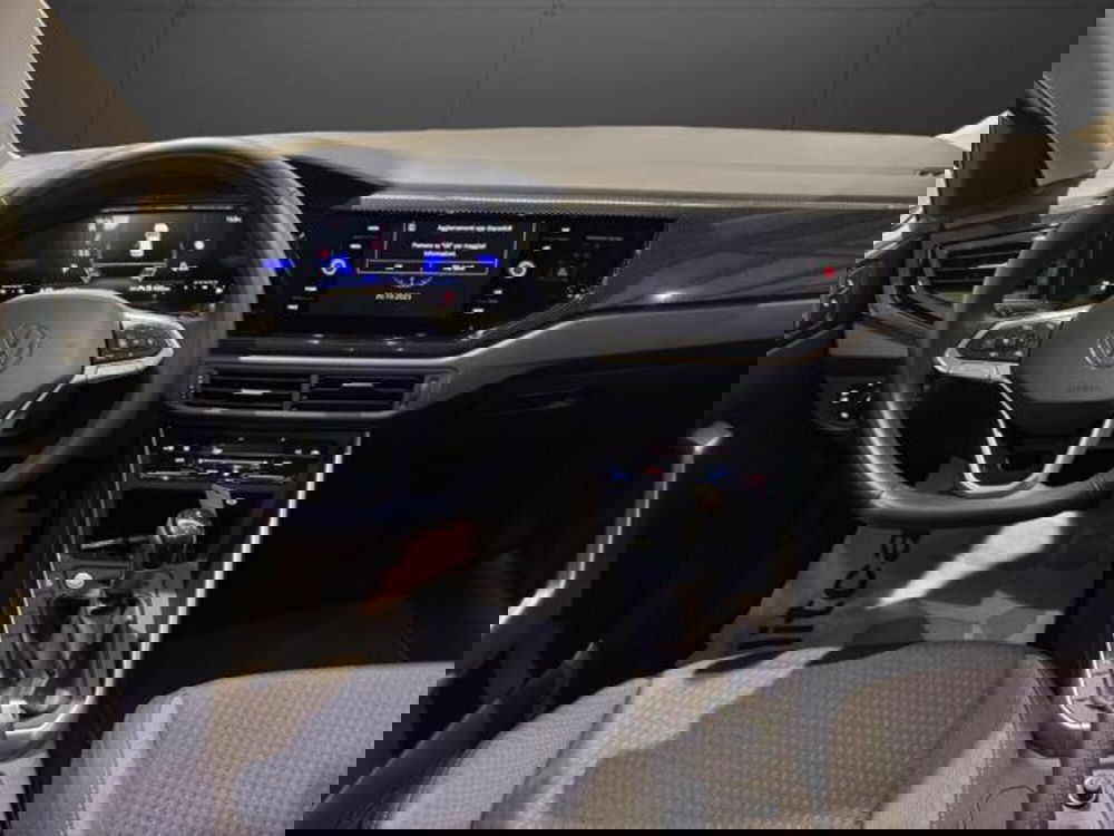 Volkswagen Taigo usata a Milano (9)