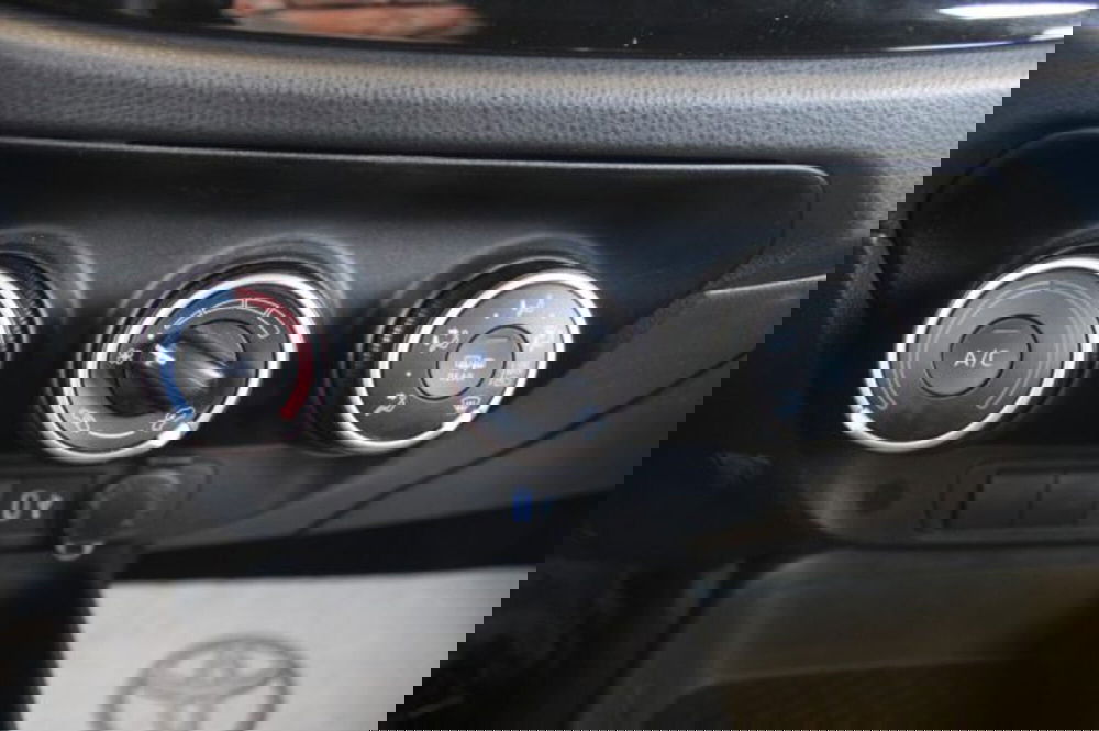 Toyota Aygo X nuova a Roma (18)