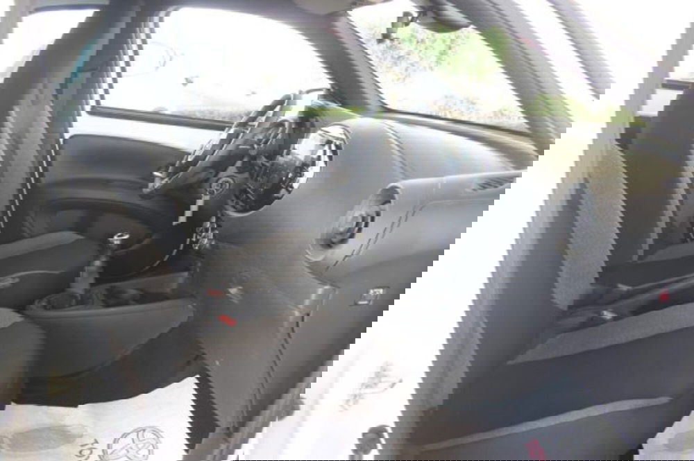 Toyota Aygo X nuova a Roma (7)