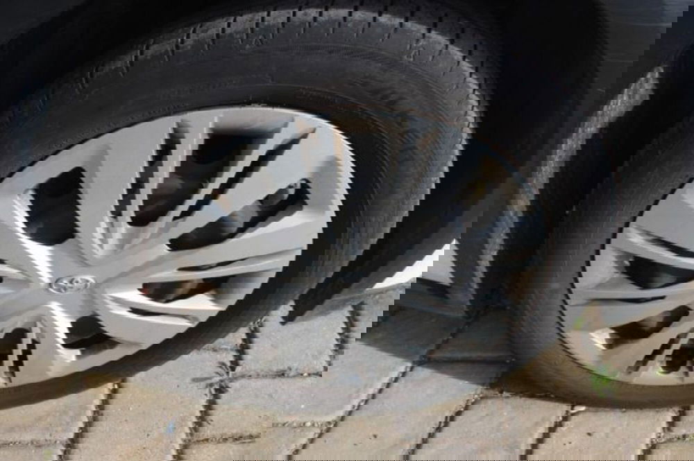 Toyota Aygo X nuova a Roma (14)