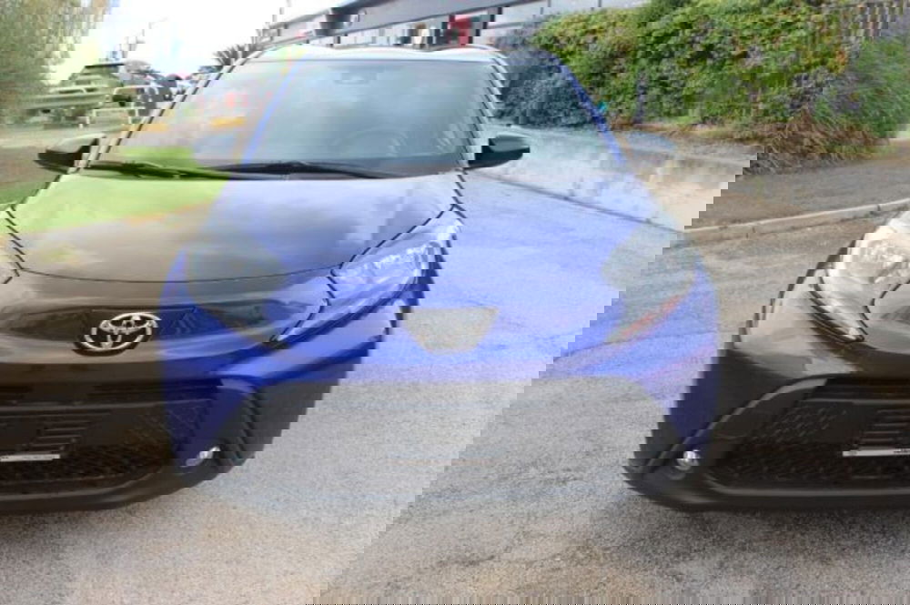 Toyota Aygo X nuova a Roma (4)