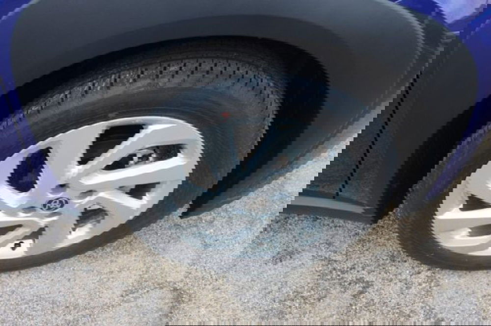 Toyota Aygo X nuova a Roma (7)