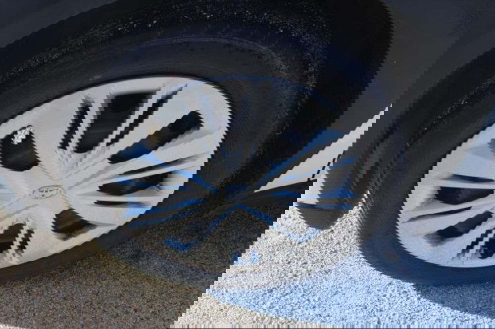 Toyota Aygo X nuova a Roma (14)