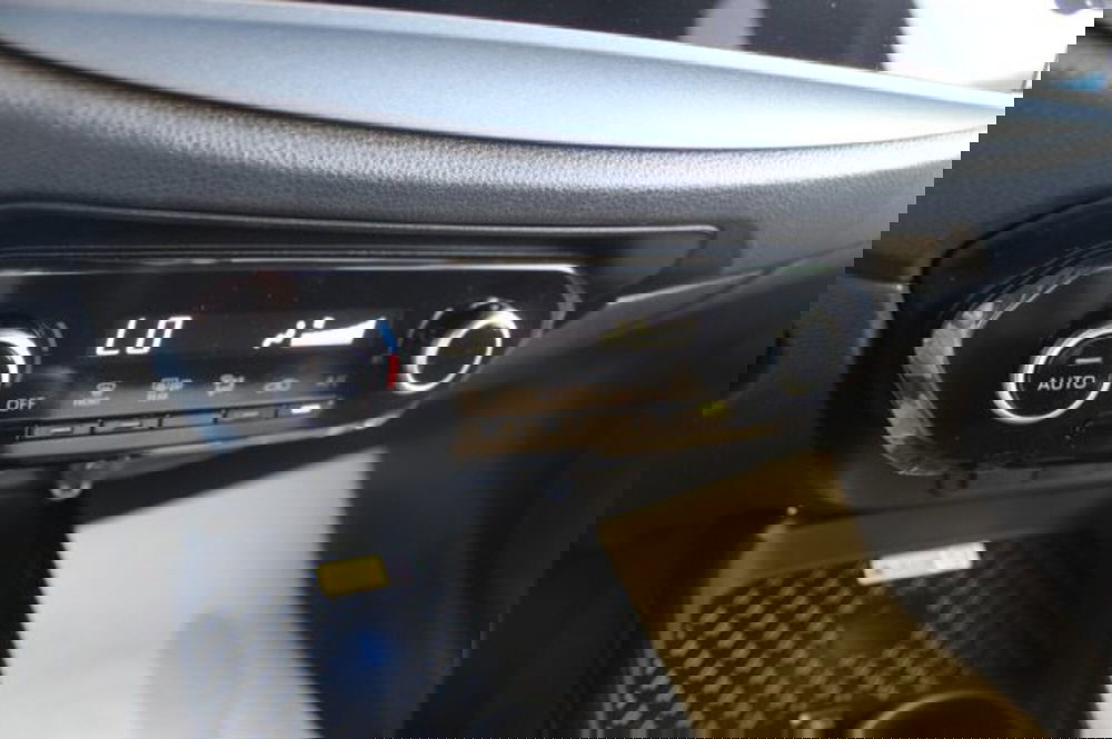 Toyota Aygo X nuova a Roma (18)