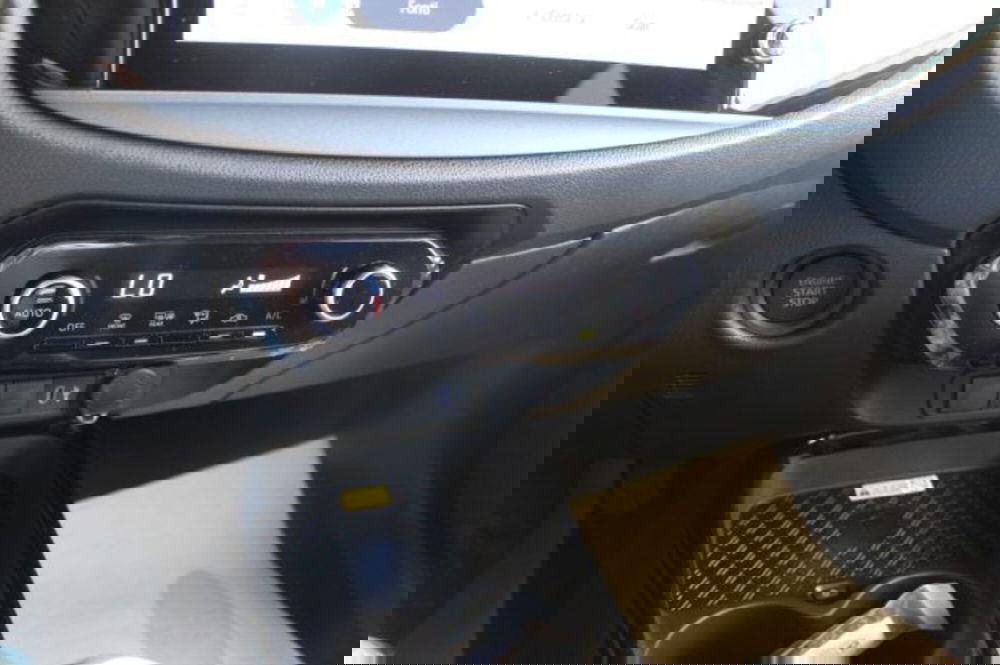 Toyota Aygo X nuova a Roma (19)