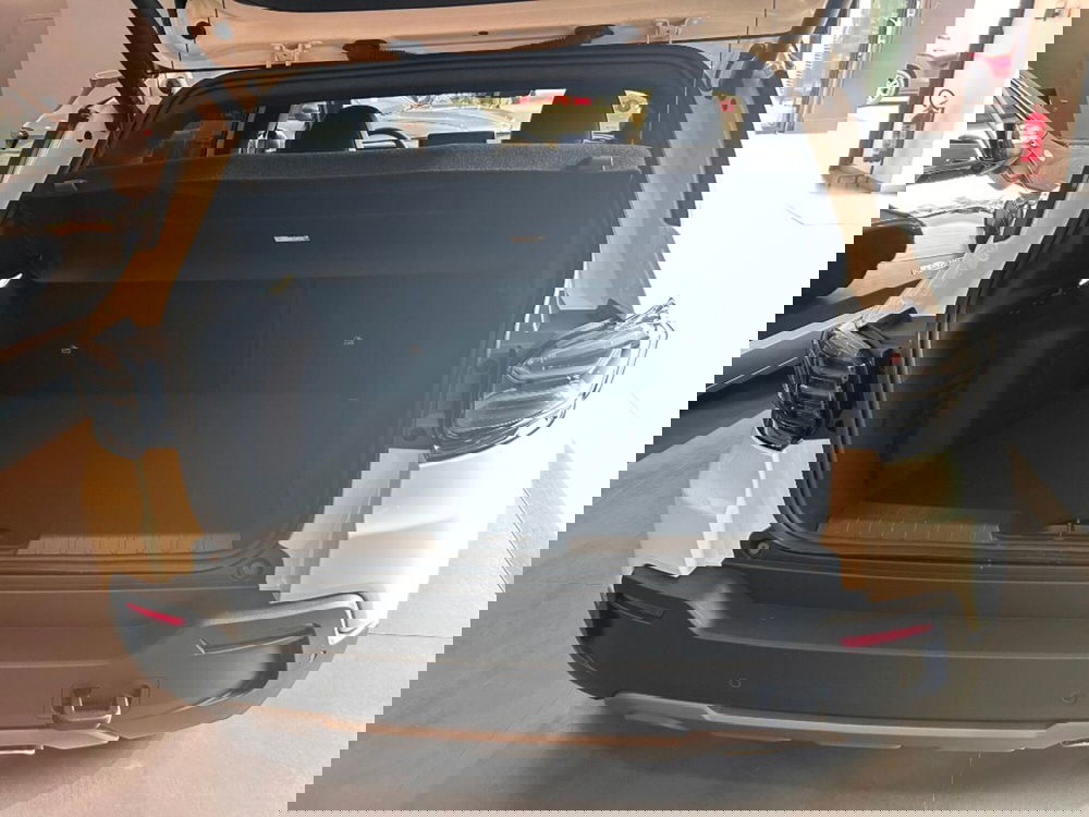 Jeep Avenger nuova a Verona (6)