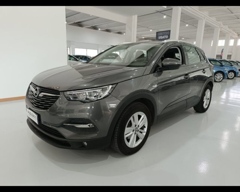Opel Grandland X usata a Catania (3)