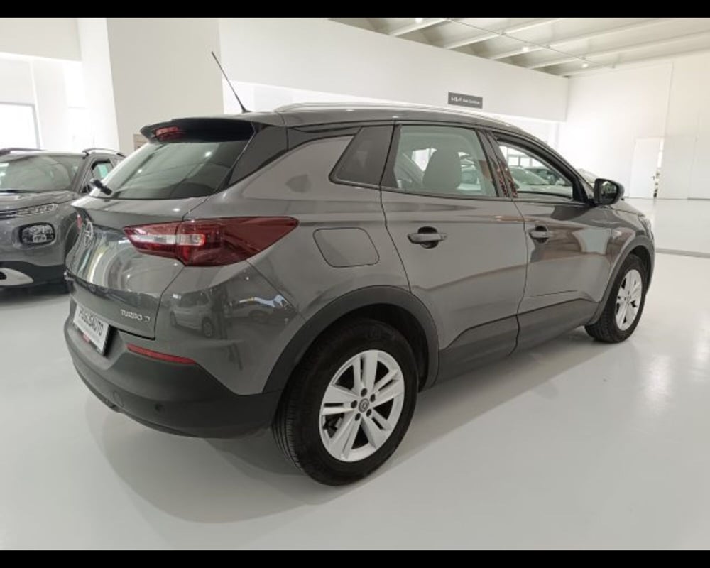 Opel Grandland X usata a Catania (4)