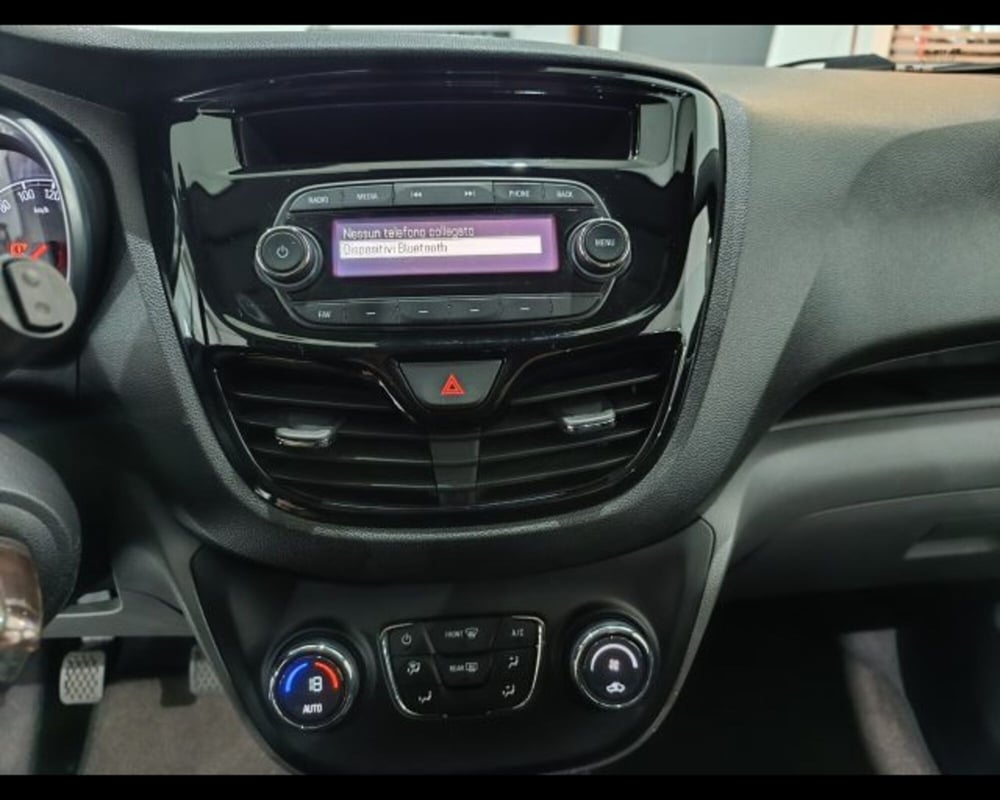 Opel Karl usata a Catania (17)
