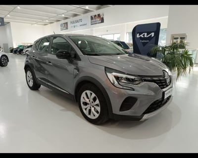 Renault Captur Blue dCi 115 CV EDC Business del 2020 usata a Belpasso