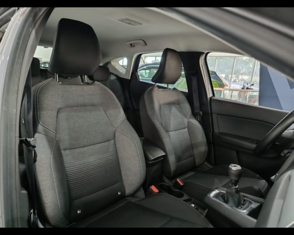 Renault Captur usata a Catania (17)