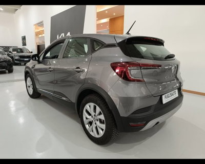 Renault Captur Blue dCi 115 CV EDC Business del 2020 usata a Belpasso