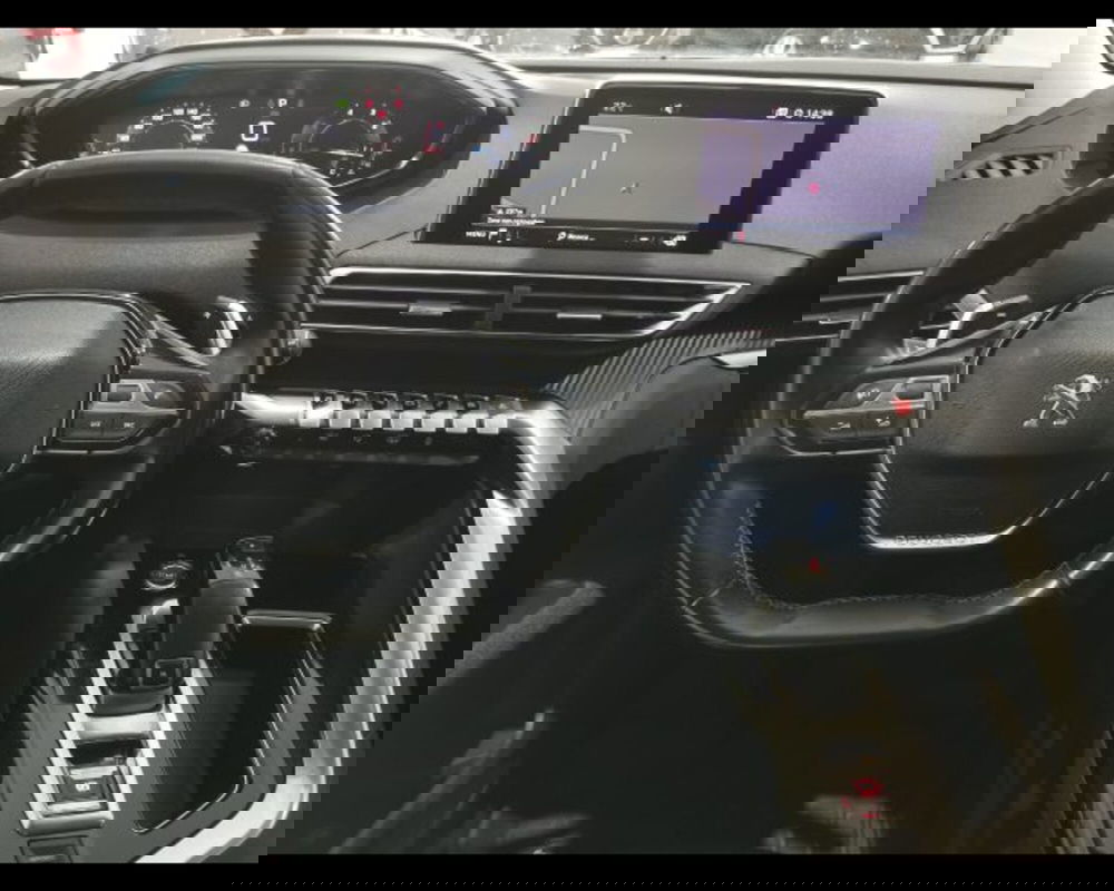 Peugeot 5008 usata a Catania (8)