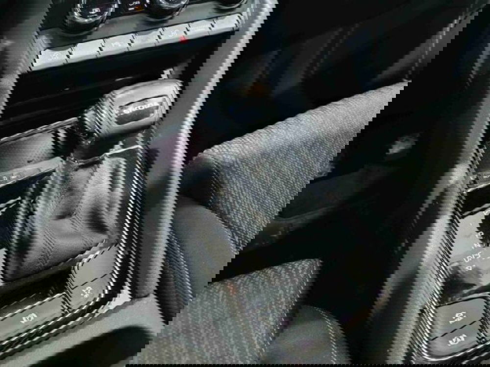 Skoda Karoq usata a Catania (8)