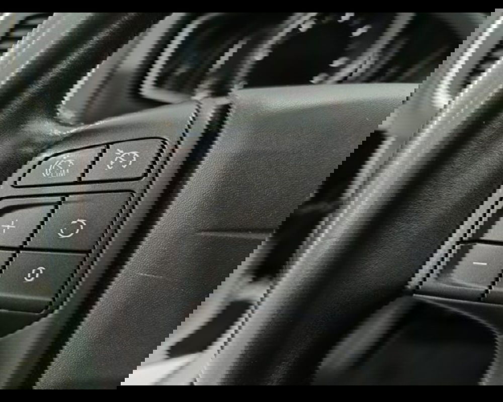 Volvo V40 usata a Catania (11)