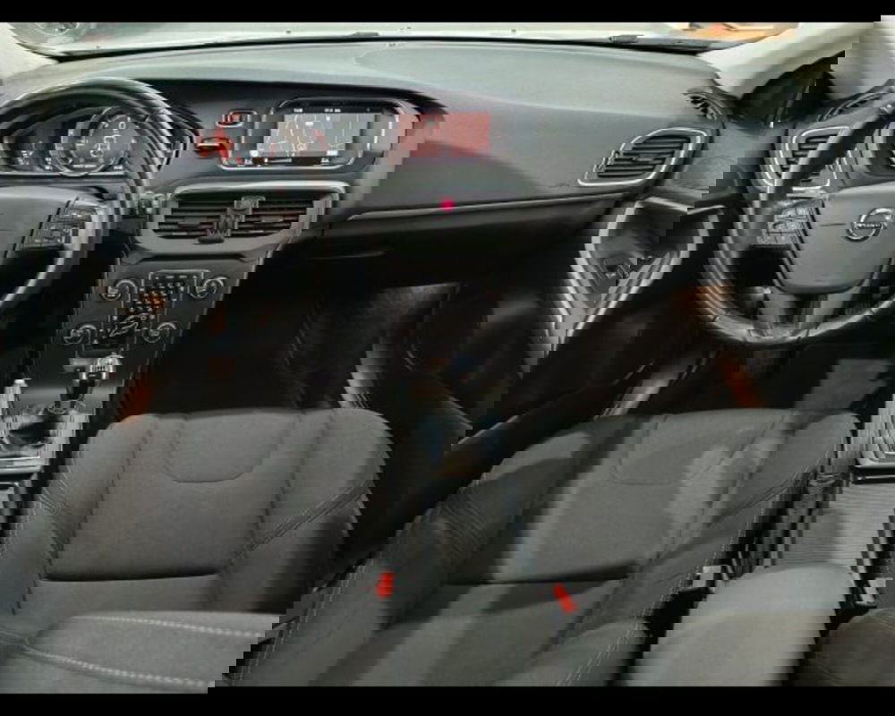 Volvo V40 usata a Catania (7)