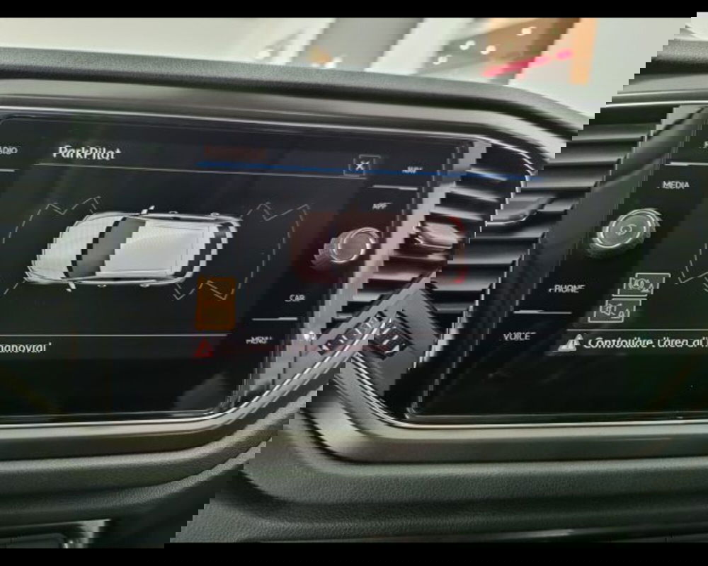 Volkswagen T-Roc usata a Catania (11)