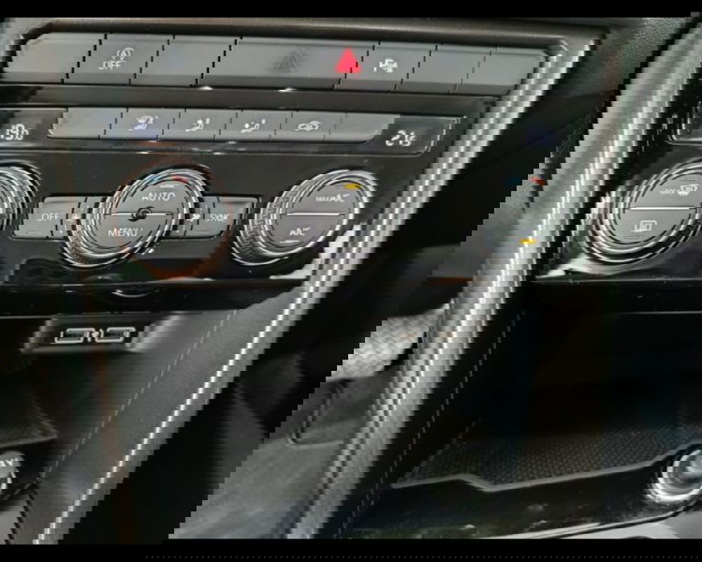 Volkswagen T-Roc usata a Catania (17)
