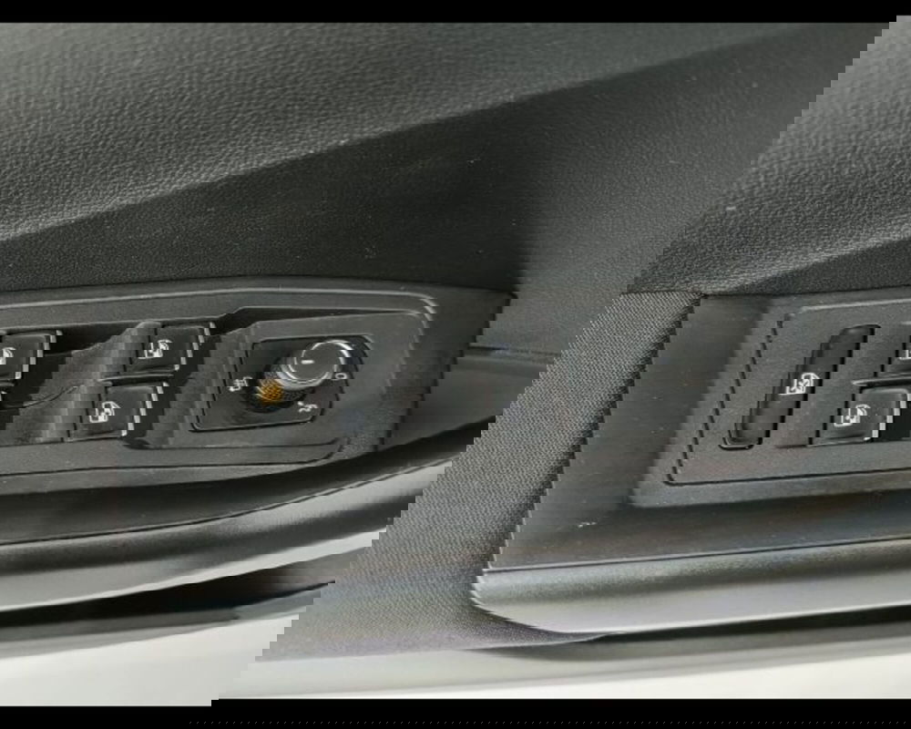 Volkswagen T-Roc usata a Catania (18)