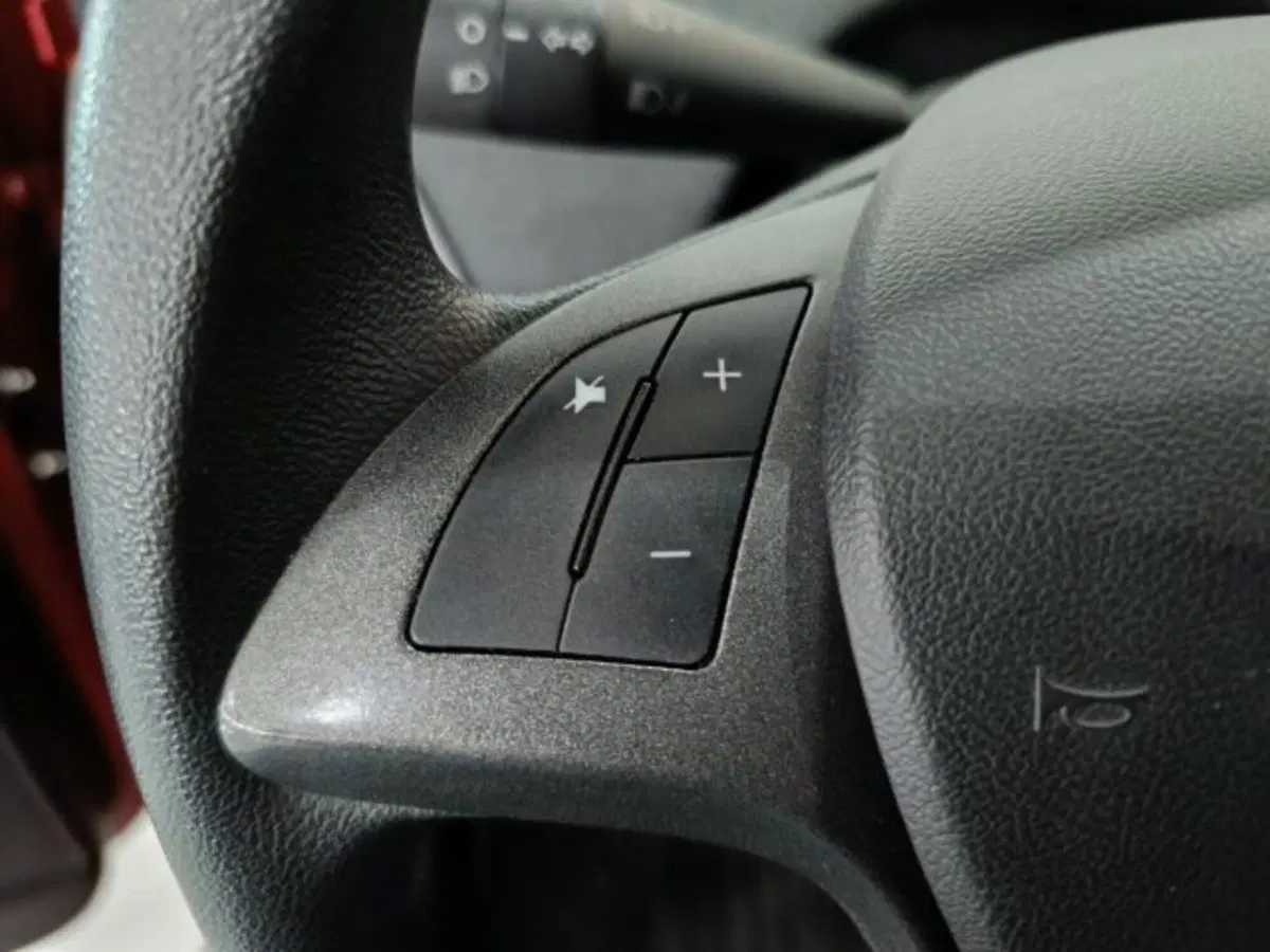 Lancia Ypsilon usata a Catania (17)