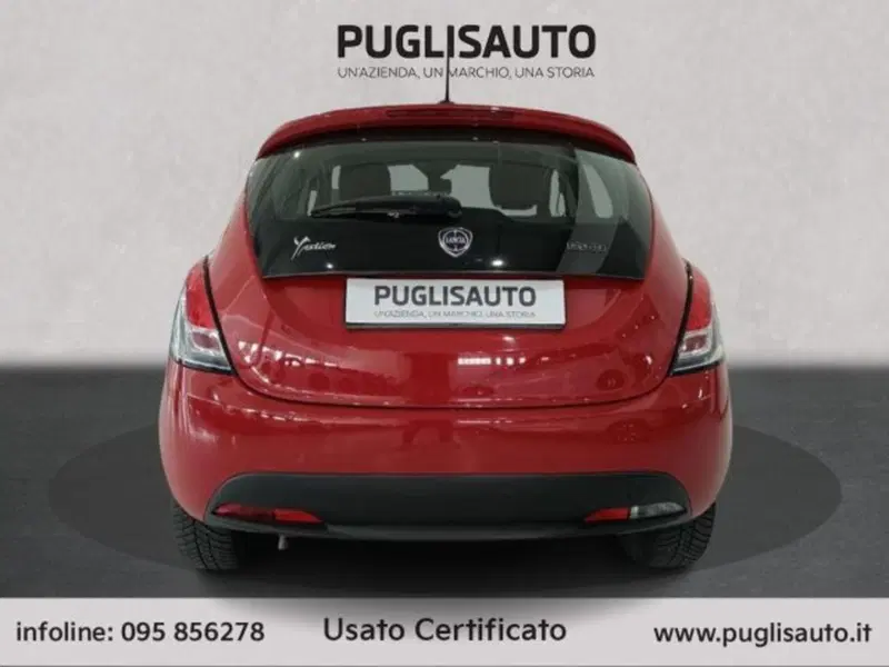 Lancia Ypsilon usata a Catania (5)