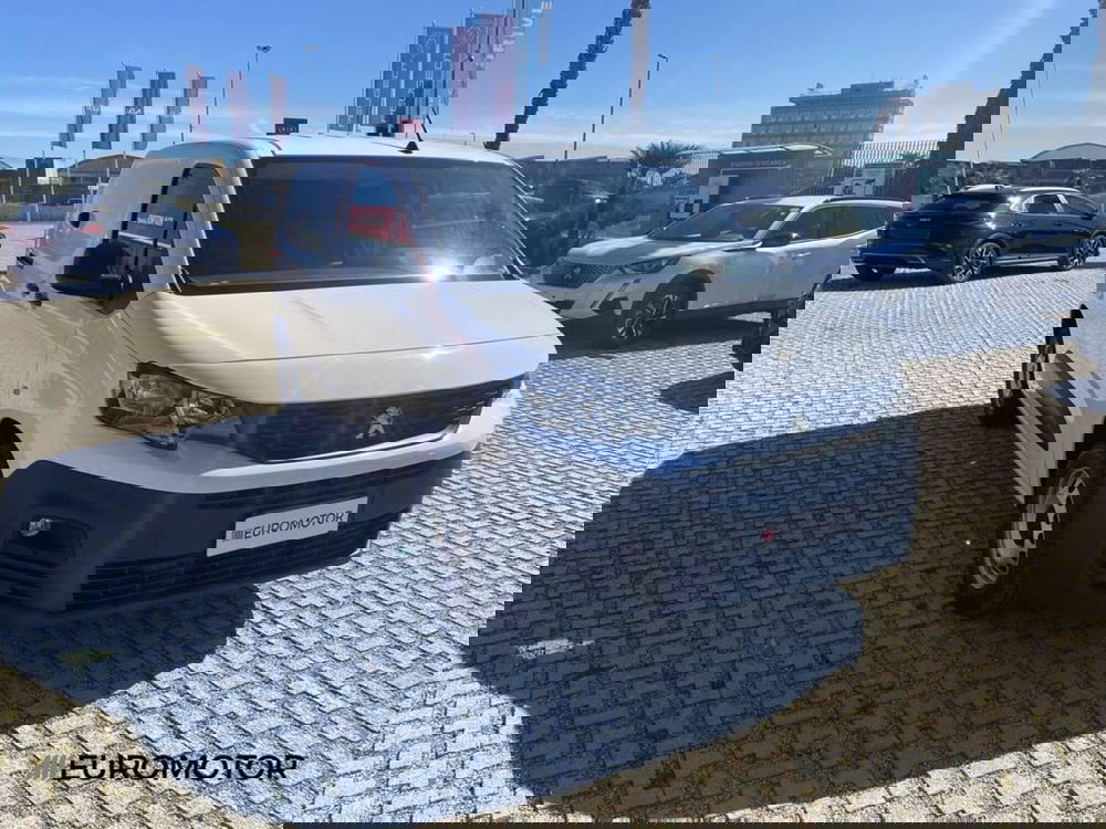 Peugeot Partner Furgone usata a Bari (3)