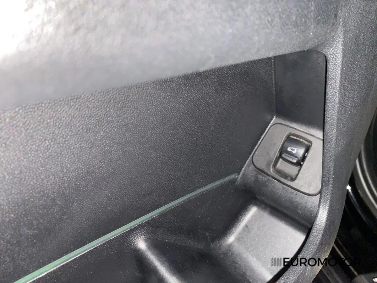 MINI Mini Countryman usata a Bari (14)