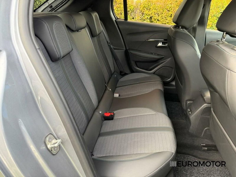 Peugeot 208 usata a Bari (11)