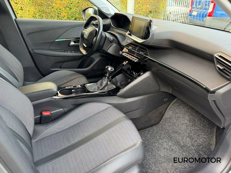 Peugeot 208 usata a Bari (12)