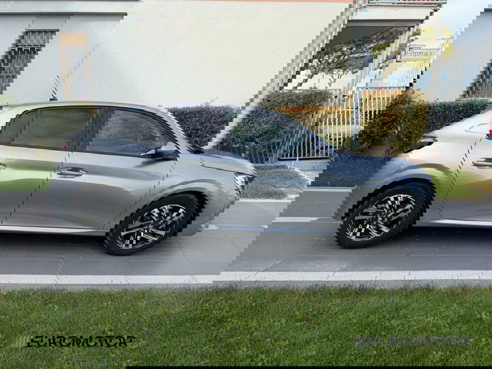 Peugeot 208 usata a Bari (4)