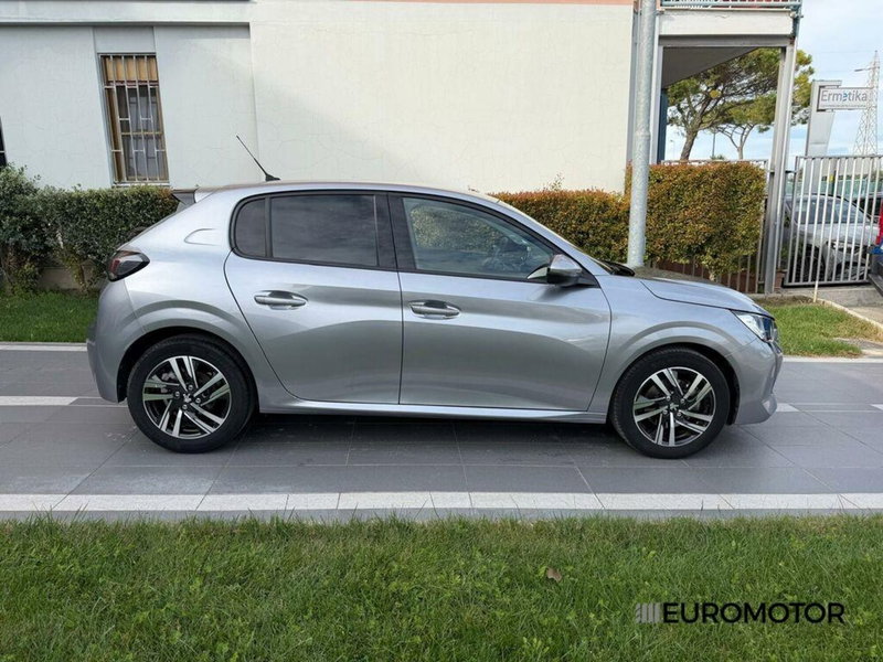 Peugeot 208 usata a Bari (4)