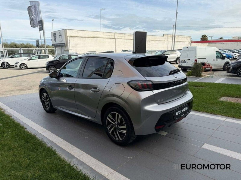 Peugeot 208 usata a Bari (7)